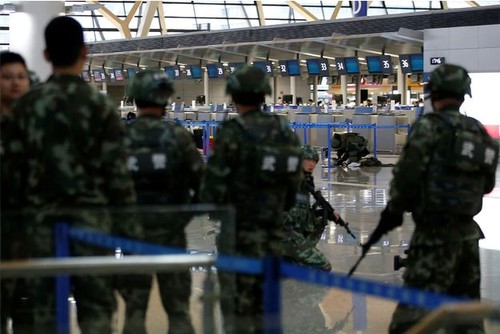 Explosion à l'aéroport de Shanghai: 5 blessés - ảnh 1